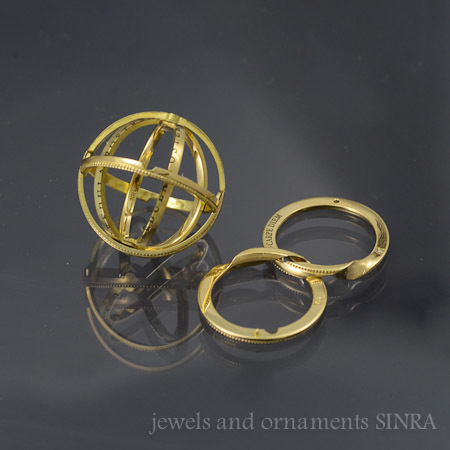 天球儀のリングとギメルリングの結婚指環