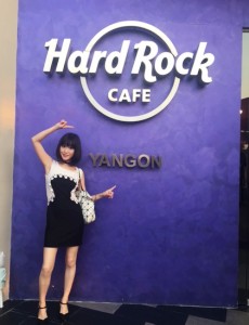 hard_rock_cafe_yangon06.jpg