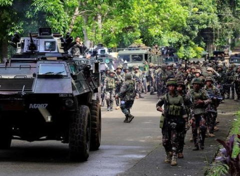 フィリピン ミンダナオ島 マラウィ 米軍 ドゥテルテ大統領 報道しない自由
