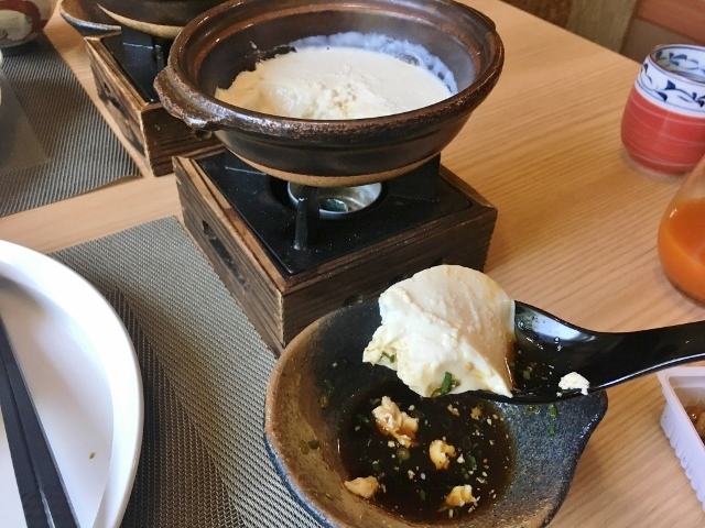 四季彩ホテル湯布院別荘　朝食　豆腐
