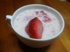 【写真】ポレポレ苺の凍りいちごで作った“いちごミルク”